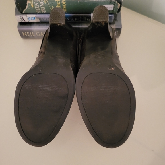 Beautiful brown ankle boots - Picture 5 of 5